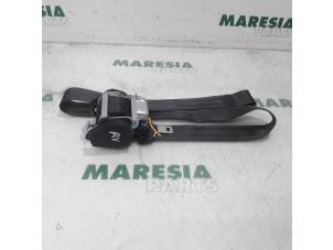 Used Front seatbelt, right Peugeot 207 CC (WB) 1.6 16V Price € 75,00 Margin scheme offered by Maresia Parts