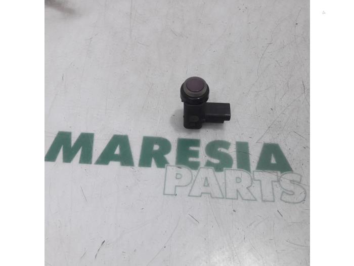 Usados Sensor PDC Peugeot 407 SW (6E) 2.0 HDiF 16V Precio € 35,00 Norma de margen ofrecido por Maresia Parts