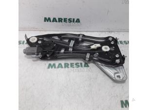 Used Rear window mechanism 2-door, left Peugeot 207 CC (WB) 1.6 16V Price € 50,00 Margin scheme offered by Maresia Parts