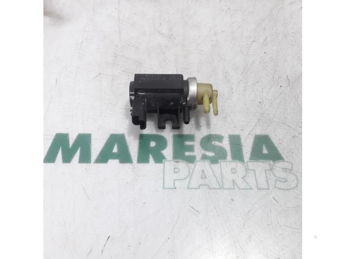 Usagé Régulateur pression turbo Citroen C4 Grand Picasso (UA) 2.0 HDiF 16V 135 Prix € 25,00 Règlement à la marge proposé par Maresia Parts