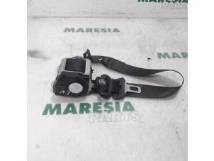 Używane Pas bezpieczenstwa lewy przód Alfa Romeo 159 Sportwagon (939BX) 3.2 JTS V6 24V Cena € 50,00 Procedura marży oferowane przez Maresia Parts