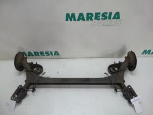 Usagé Arbre entraînement roue avant Peugeot 307 CC (3B) 2.0 16V Prix € 157,50 Règlement à la marge proposé par Maresia Parts