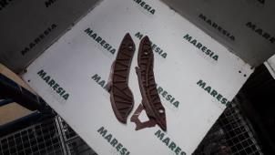 Used Timing belt tensioner Peugeot 207 SW (WE/WU) 1.4 16V Vti Price € 20,00 Margin scheme offered by Maresia Parts