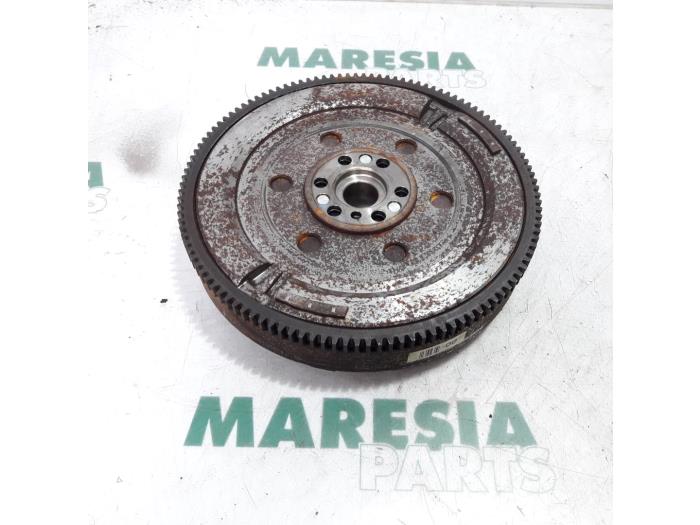 Gebrauchte Schwungrad Fiat 500/595/695 1.4 T-Jet 16V 695 Preis € 75,00 Margenregelung angeboten von Maresia Parts