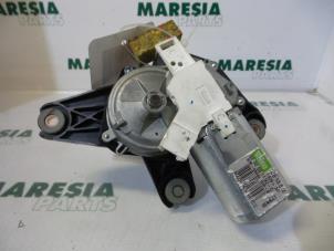 Used Rear wiper motor Renault Laguna II Grandtour (KG) 1.9 dCi 130 Price € 50,00 Margin scheme offered by Maresia Parts