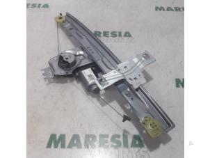 Used Window mechanism 4-door, front left Peugeot 207 SW (WE/WU) 1.6 HDi 16V Price € 35,00 Margin scheme offered by Maresia Parts