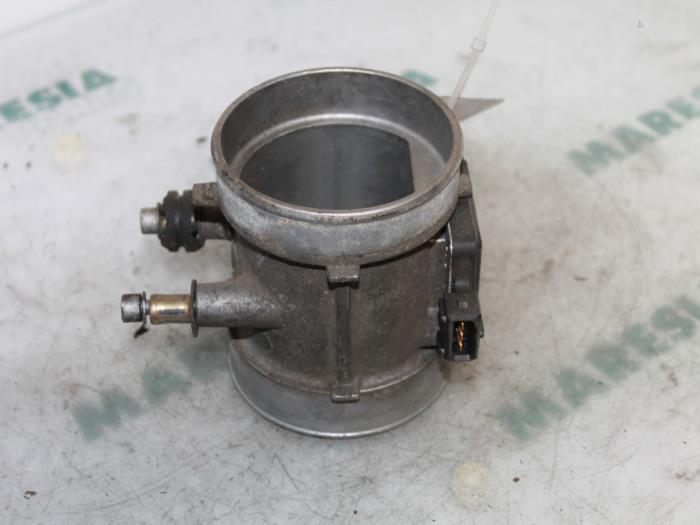 Usagé Débitmètre Lancia Dedra SW 1.8 GT 16V VVT Prix € 35,00 Règlement à la marge proposé par Maresia Parts