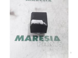 Used Electronic ignition key Renault Vel Satis (BJ) 2.0 16V Turbo Price € 131,25 Margin scheme offered by Maresia Parts