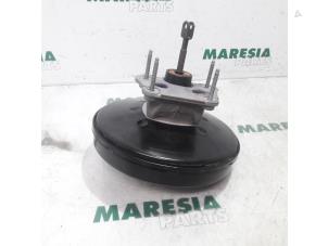 Used Brake servo Renault Scénic III (JZ) 1.6 Energy dCi 130 Price € 75,00 Margin scheme offered by Maresia Parts