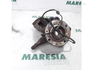 Used Knuckle, front right Peugeot 207 SW (WE/WU) 1.6 HDi 16V Price € 30,00 Margin scheme offered by Maresia Parts