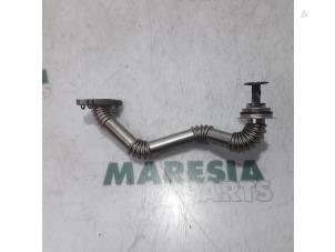 Used EGR tube Peugeot 308 SW (L4/L9/LC/LJ/LR) 1.6 BlueHDi 120 Price € 50,00 Margin scheme offered by Maresia Parts