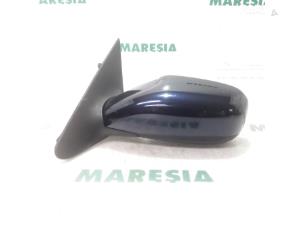 Used Wing mirror, left Renault Laguna II Grandtour (KG) 2.0 16V Price € 50,00 Margin scheme offered by Maresia Parts