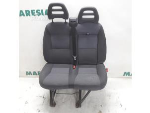 Used Double front seat, right Peugeot Boxer (U9) 2.2 HDi 120 Euro 4 Price € 317,63 Inclusive VAT offered by Maresia Parts