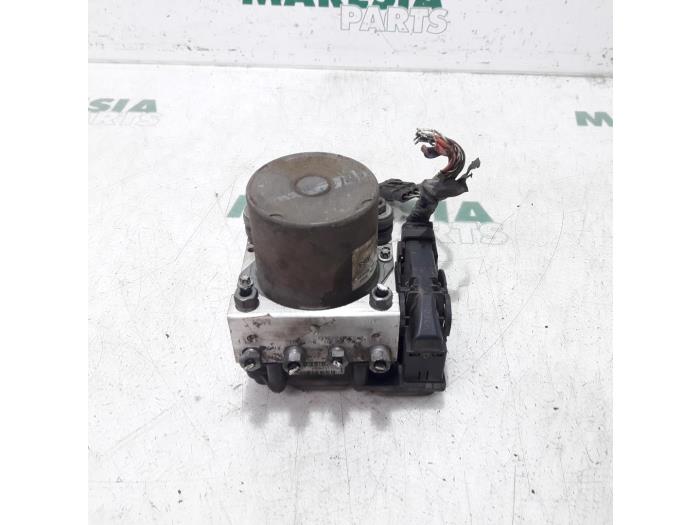 Usagé Pompe ABS Peugeot Boxer (U9) 2.2 HDi 120 Euro 4 Prix € 175,45 Prix TTC proposé par Maresia Parts