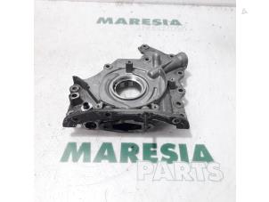 Usagé Pompe à huile Citroen C4 Berline (NC) 1.6 Hdi Prix € 50,00 Règlement à la marge proposé par Maresia Parts
