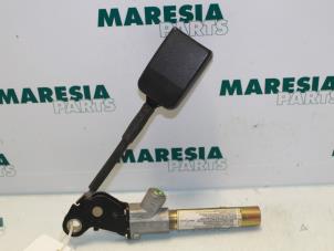 Used Seatbelt tensioner, left Peugeot 306 Break (7E) 1.6i XR,XT,ST Price € 25,00 Margin scheme offered by Maresia Parts