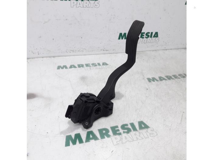 Begagnade Gaspedalsensor Peugeot 308 SW (4E/H) 1.6 VTI 16V Pris € 20,00 Marginaltabell erbjuds av Maresia Parts