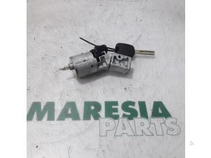Gebrauchte Zündschloss + Schlüssel Peugeot 308 SW (4E/H) 1.6 VTI 16V Preis € 40,00 Margenregelung angeboten von Maresia Parts