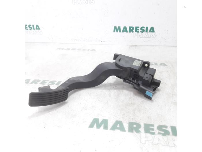 Begagnade Gaspedalsensor Fiat Ducato (250) 2.2 D 100 Multijet Euro 4 Pris € 60,50 Inklusive moms erbjuds av Maresia Parts