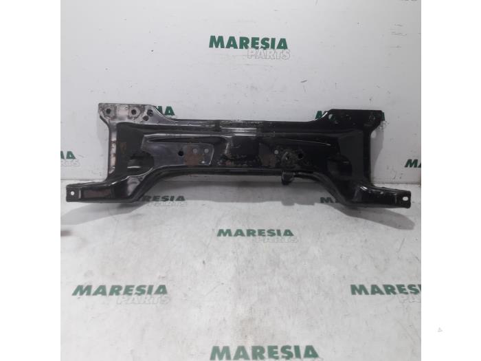 Usados Subchasis Fiat Doblo Cargo (223) 1.3 D 16V Multijet DPF Precio € 75,00 Norma de margen ofrecido por Maresia Parts