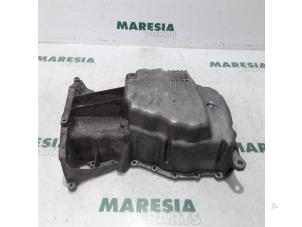 Używane Miska olejowa Renault Scénic II (JM) 1.6 16V Cena € 30,00 Procedura marży oferowane przez Maresia Parts