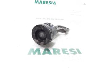 Used Piston Renault Kangoo Express (FW) 1.5 dCi 90 FAP Price € 50,00 Margin scheme offered by Maresia Parts