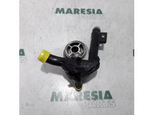 Usagé Refroidisseur d'huile Renault Kangoo Express (FW) 1.5 dCi 90 FAP Prix € 35,00 Règlement à la marge proposé par Maresia Parts