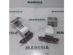 Used Rear door hinge, right Fiat Scudo (270) 2.0 D Multijet Price € 105,00 Margin scheme offered by Maresia Parts