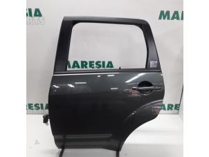 Gebrauchte Tür 4-türig links hinten Citroen C-Crosser 2.2 HDiF 16V Preis € 262,50 Margenregelung angeboten von Maresia Parts