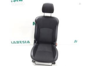 Gebrauchte Sitz rechts Citroen C-Crosser 2.2 HDiF 16V Preis € 105,00 Margenregelung angeboten von Maresia Parts