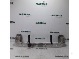 Used Front bumper frame Citroen C4 Aircross (BU) 1.6 HDi 16V 115 AWC Price € 85,00 Margin scheme offered by Maresia Parts