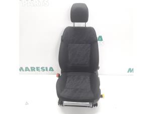 Używane Fotel lewy Peugeot 3008 I (0U/HU) 1.6 HDiF 16V Cena € 110,00 Procedura marży oferowane przez Maresia Parts