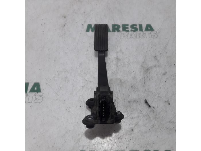 Begagnade Gaspedalsensor Citroen C4 Aircross (BU) 1.6 HDi 16V 115 AWC Pris € 70,00 Marginaltabell erbjuds av Maresia Parts