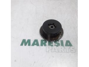 Used Camshaft sprocket Alfa Romeo Brera (939) 2.2 JTS 16V Price € 157,50 Margin scheme offered by Maresia Parts
