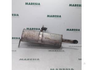 Used Exhaust rear silencer Peugeot 3008 I (0U/HU) 1.6 HDiF 16V Price € 50,00 Margin scheme offered by Maresia Parts