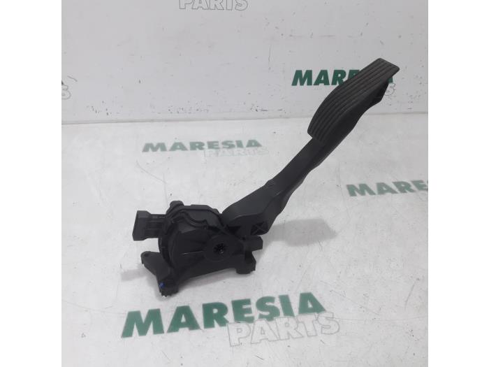 Begagnade Gaspedalsensor Fiat 500X (334) 1.6 E-torq 16V Pris € 30,00 Marginaltabell erbjuds av Maresia Parts