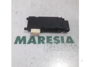 Used Radio module Citroen C3 Picasso (SH) 1.4 16V VTI 95 Price € 105,00 Margin scheme offered by Maresia Parts