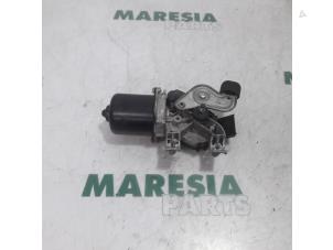 Used Front wiper motor Citroen C3 Picasso (SH) 1.4 16V VTI 95 Price € 105,00 Margin scheme offered by Maresia Parts