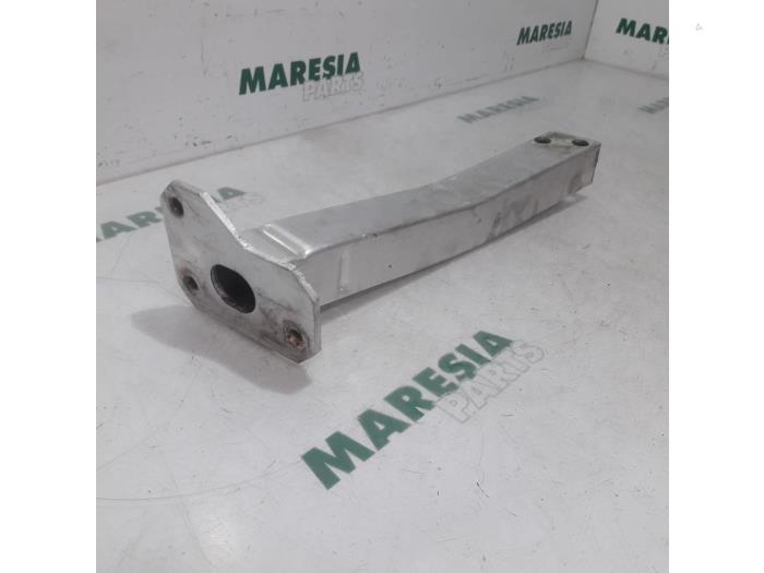 Usados Subchasis Alfa Romeo Giulietta (940) 1.6 JTDm 16V Precio € 29,95 Norma de margen ofrecido por Maresia Parts
