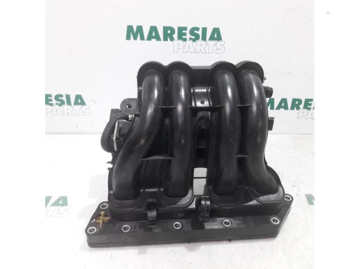 Używane Kolektor dolotowy Alfa Romeo MiTo (955) 1.4 Multi Air 16V Cena € 115,00 Procedura marży oferowane przez Maresia Parts