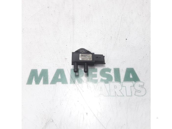 Used Particulate filter sensor Peugeot 5008 I (0A/0E) 1.6 HDiF 16V Price € 19,95 Margin scheme offered by Maresia Parts