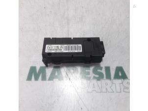 Used Tyre pressure module Peugeot 5008 I (0A/0E) 1.6 HDiF 16V Price € 75,00 Margin scheme offered by Maresia Parts