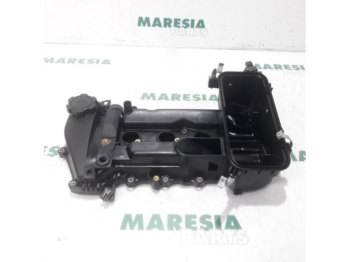 Usagé Couvercle soupapes Citroen C1 1.0 12V Prix € 20,00 Règlement à la marge proposé par Maresia Parts