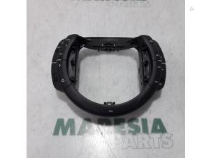 Used Steering wheel mounted radio control Citroen C4 Grand Picasso (UA) 1.8 16V Price € 50,00 Margin scheme offered by Maresia Parts