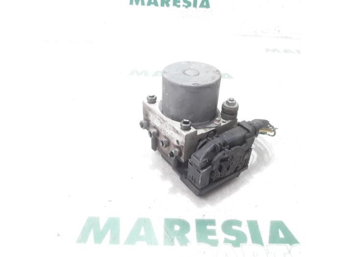 Used ABS pump Citroen C4 Coupé (LA) 1.4 16V Price € 30,00 Margin scheme offered by Maresia Parts