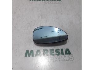 Usagé Rétroviseur extérieur droit Citroen C4 Coupé (LA) 1.4 16V Prix € 20,00 Règlement à la marge proposé par Maresia Parts