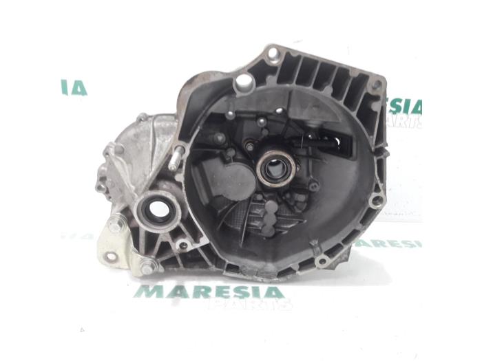 Begagnade Växellådshus Alfa Romeo MiTo (955) 1.3 JTDm 16V Eco Pris € 50,00 Marginaltabell erbjuds av Maresia Parts