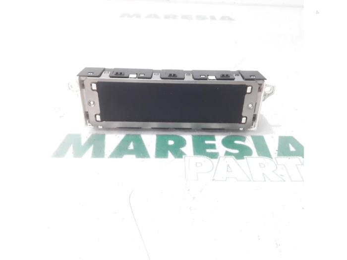 Begagnade Innerdisplay Peugeot 207/207+ (WA/WC/WM) 1.4 16V VTi Pris € 25,00 Marginaltabell erbjuds av Maresia Parts