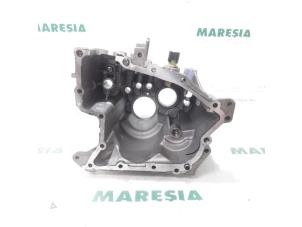 Used Gearbox casing Peugeot 307 CC (3B) 2.0 HDIF 16V Price € 35,00 Margin scheme offered by Maresia Parts