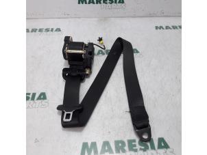 Used Front seatbelt, right Fiat Stilo MW (192C) 1.6 16V Price € 75,00 Margin scheme offered by Maresia Parts